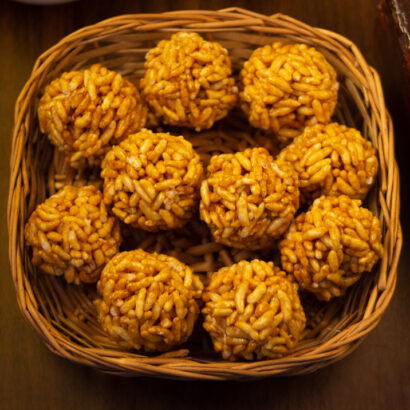 PUFFED RICE BALLS (PORI URUNDAI)